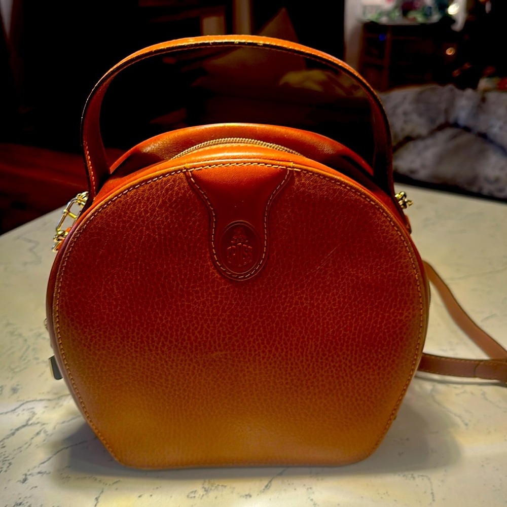 Quiet luxury. Mark Cross designer handbag. Pebbled tan calfskin.